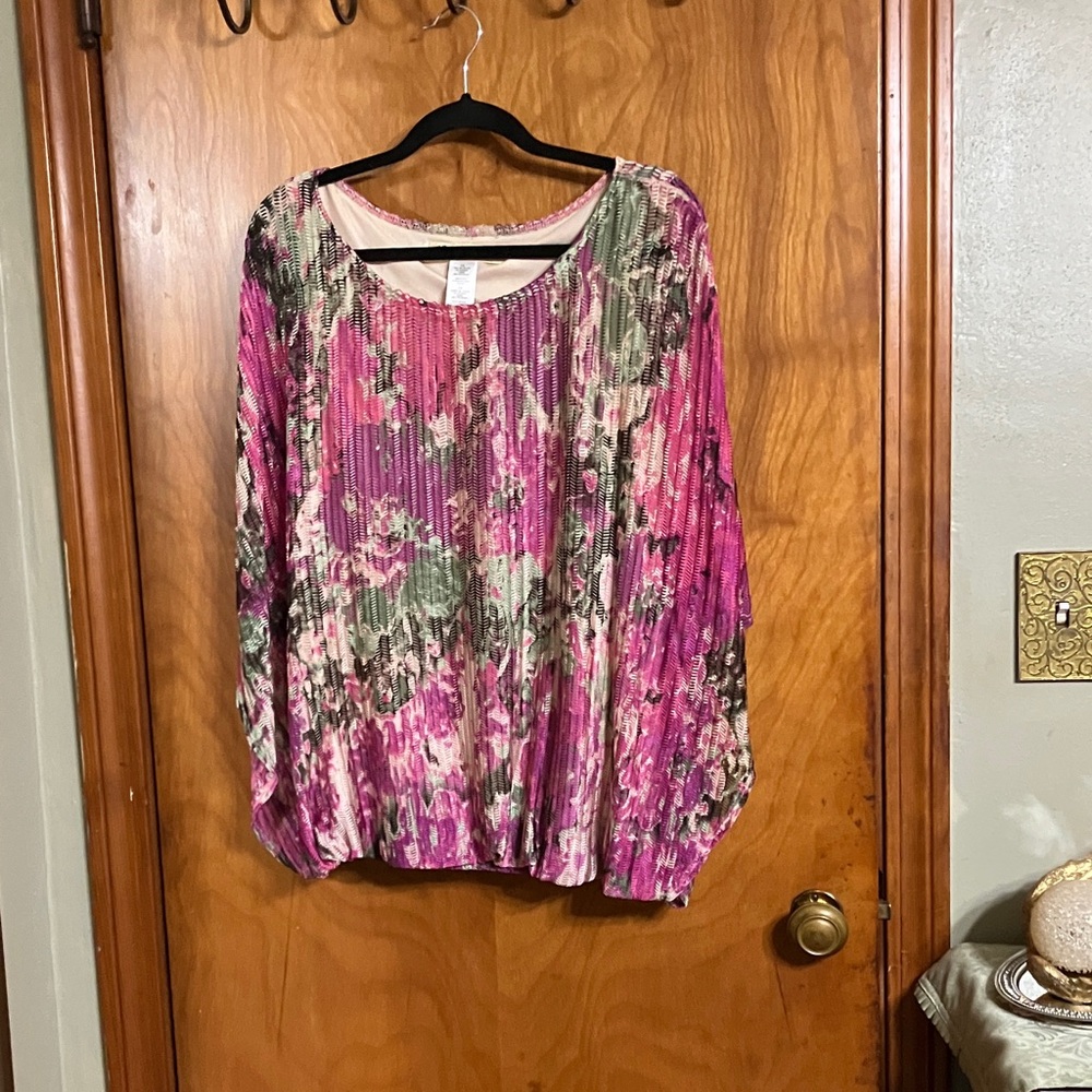 Vibrant Floral Women's Blouse in Pink and cream